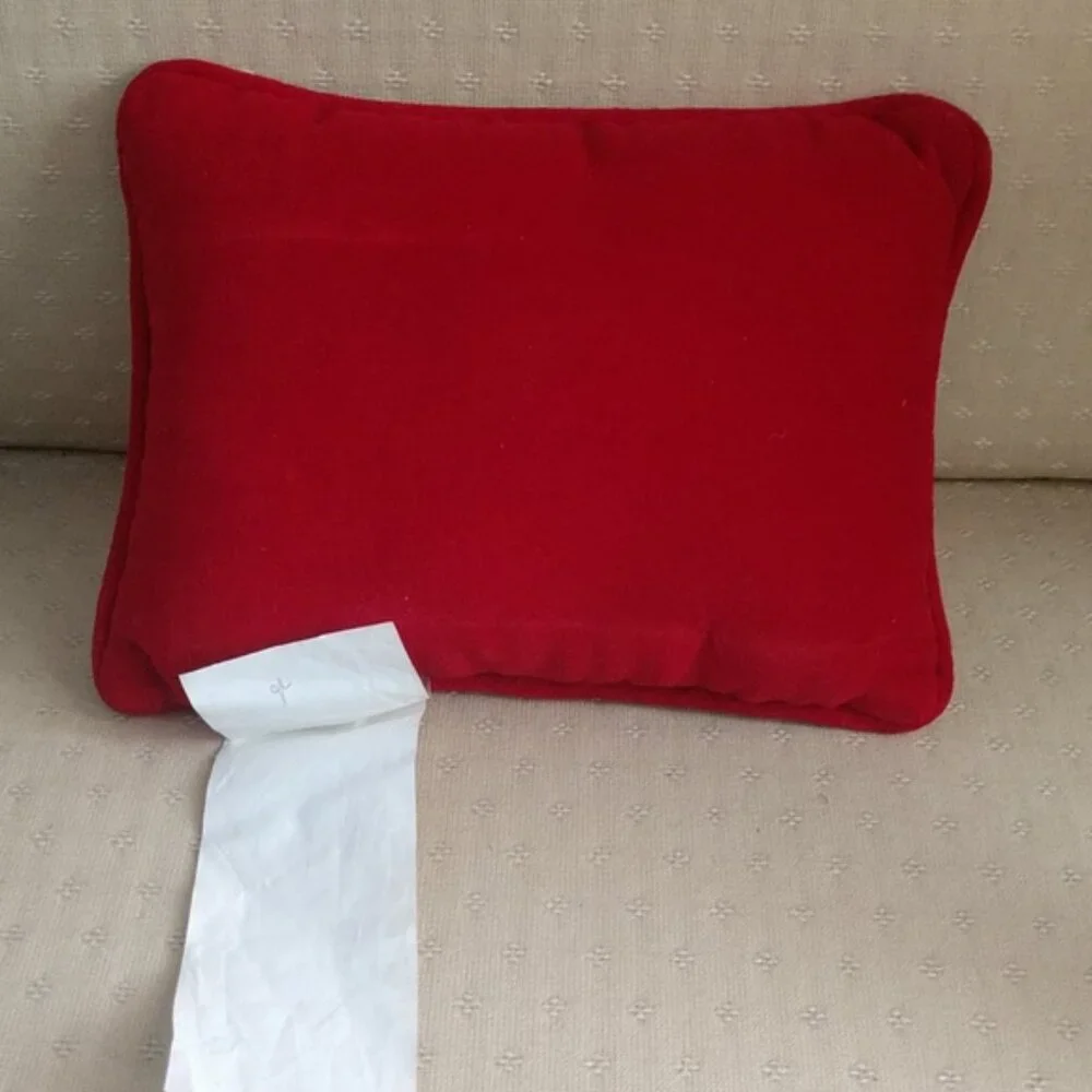 CR FRIENDs ARE the BEST PRESENTS Needlepoint Pillow NWOT